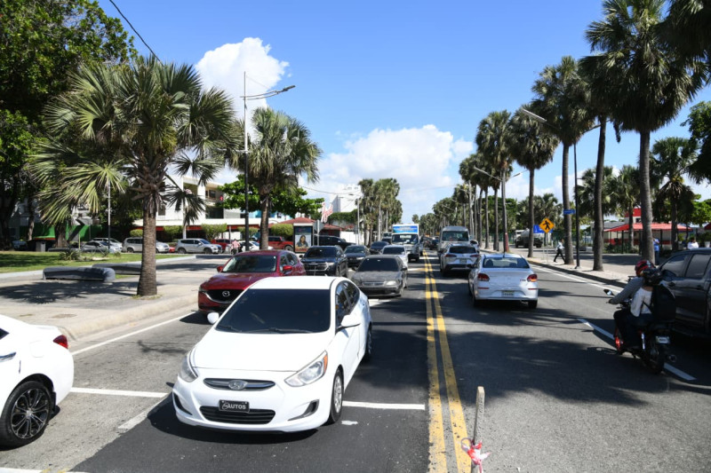 Los reductores de velocidad instalados en el Malecón buscan evitar accidentes.