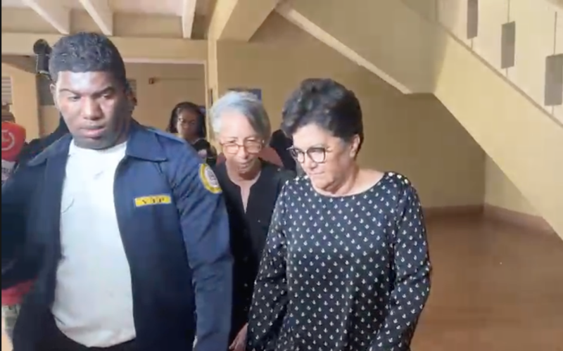 La Fiscalía de Santiago pidió medida de coerción contra cuatro integrantes del equipo directivo y docente del colegio.