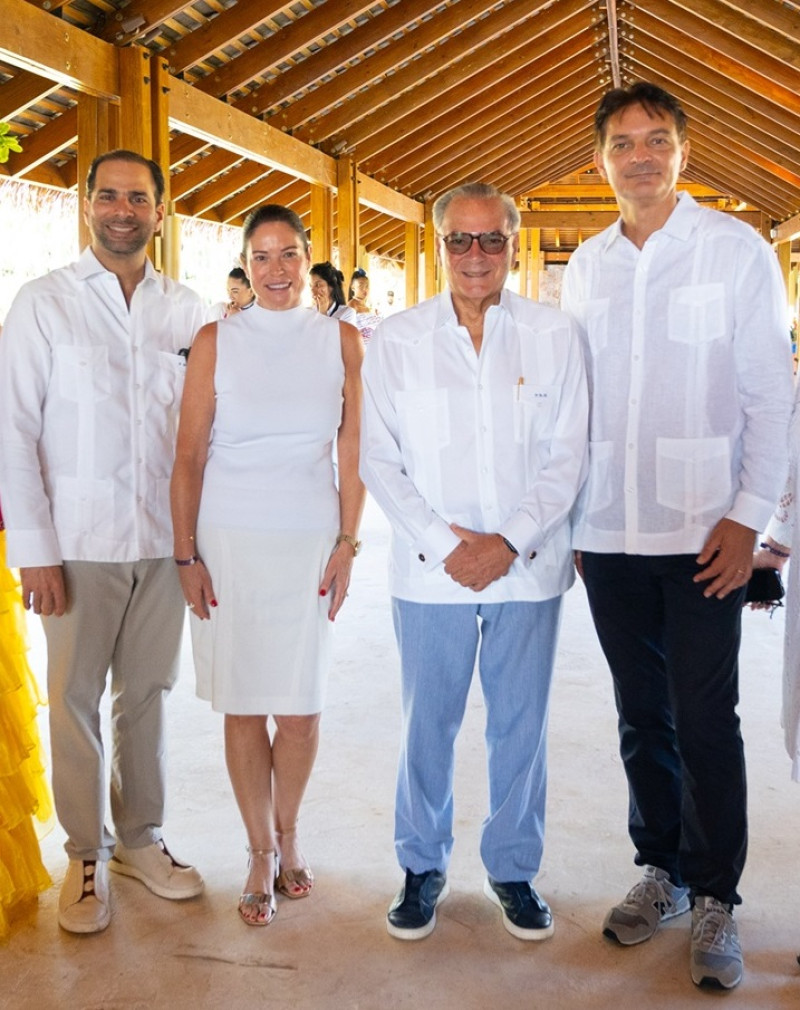 Frank Elías Rainieri, Carolyne Doyon, Frank Rainieri y Stéphane Maquaire.