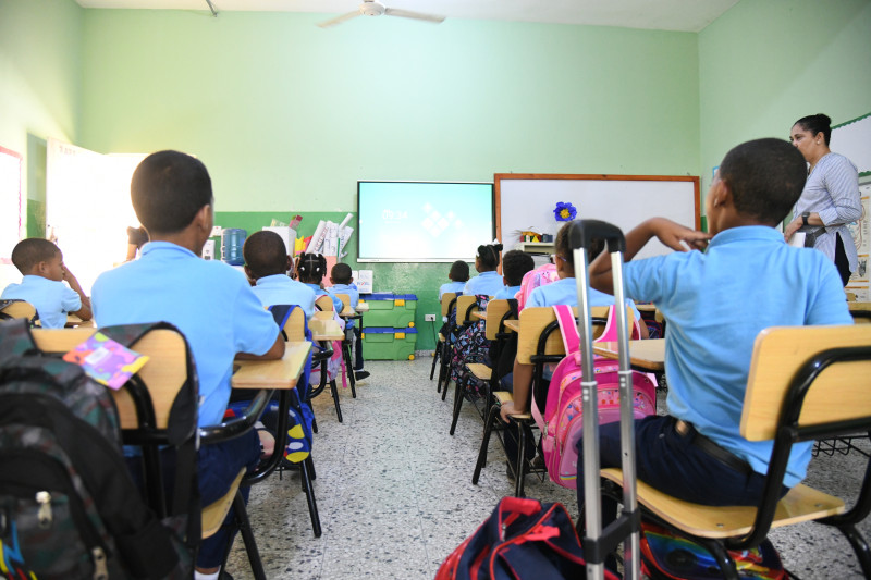 La política educativa y la asignación de recursos no han logrado revertir problemas.