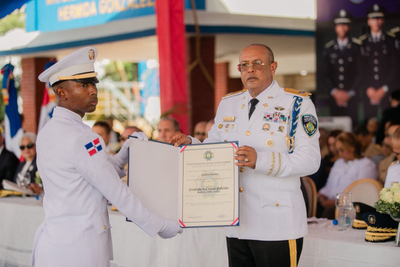 Cuadragésima octava (XLVIII) graduación de la Escuela para Cadetes de la Policía Nacional