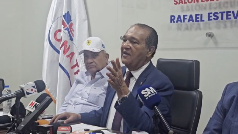 Antonio Marte, presidente de CONATRA, ofrece detalles del operativo.