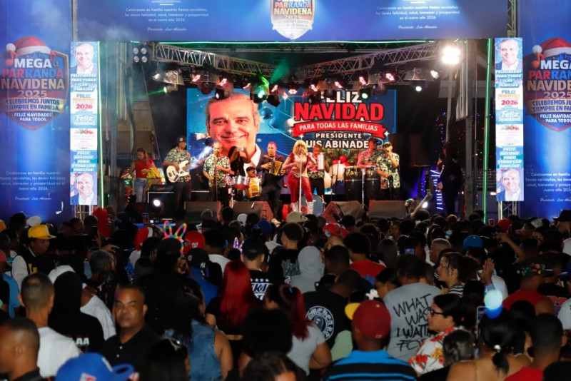 La plataforma de la "Mega parranda navideña" recorre gran parte de República Dominicana en esta temporada navideña.