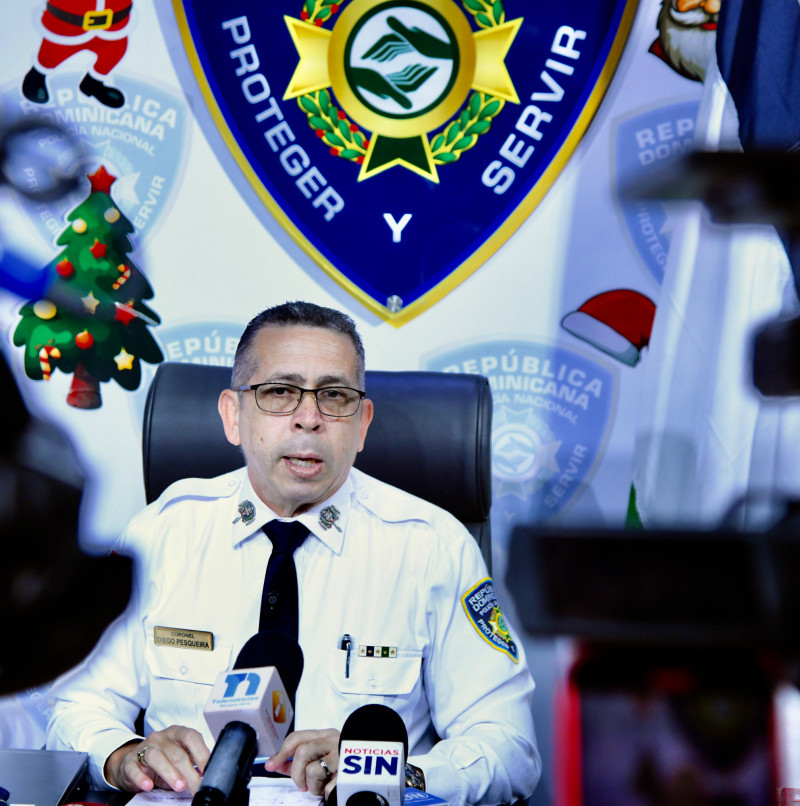 Diego Pesqueira, vocero de la Policía Nacional, mientras ofrecía declaraciones sobre el hecho ocurrido con Ransel Junior García en Villa Consuelo.