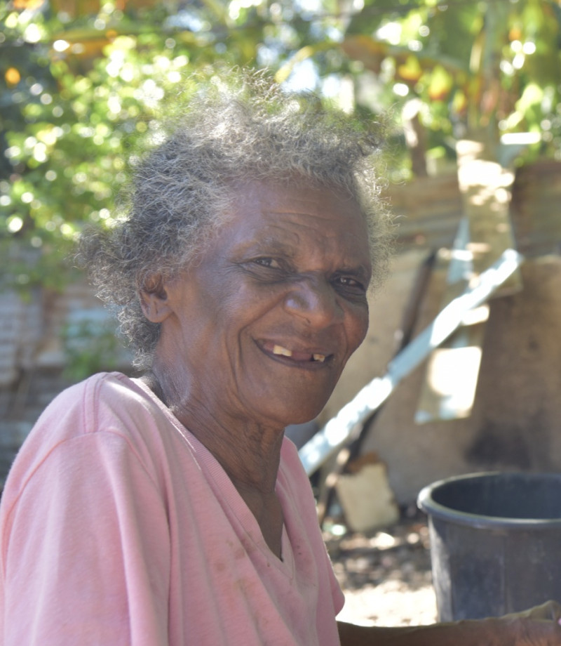 Gladys está feliz porque recibirá su anhelada pensión.