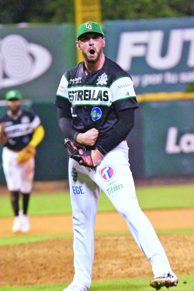 Patrick Weigel tuvo una sobresaliente labor con las Estrellas.