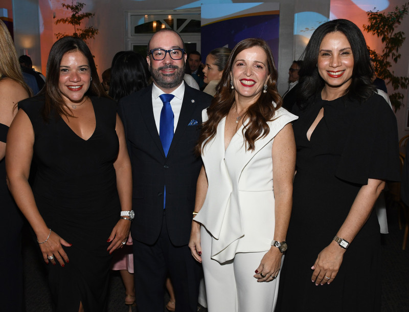 Laura Guerra, Francisco Campos, Laura Acra y Nordaline Jiménez