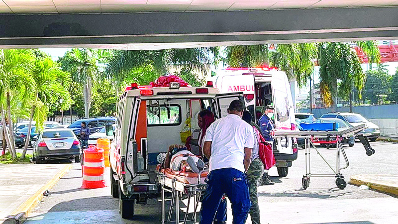 Según el boletín consolidado del COE, durante la primera fase del operativo navideño. comprendido entre el 23 y el 25 de diciembre, se registraron 118 accidentes en autopistas, carreteras y avenidas del país.