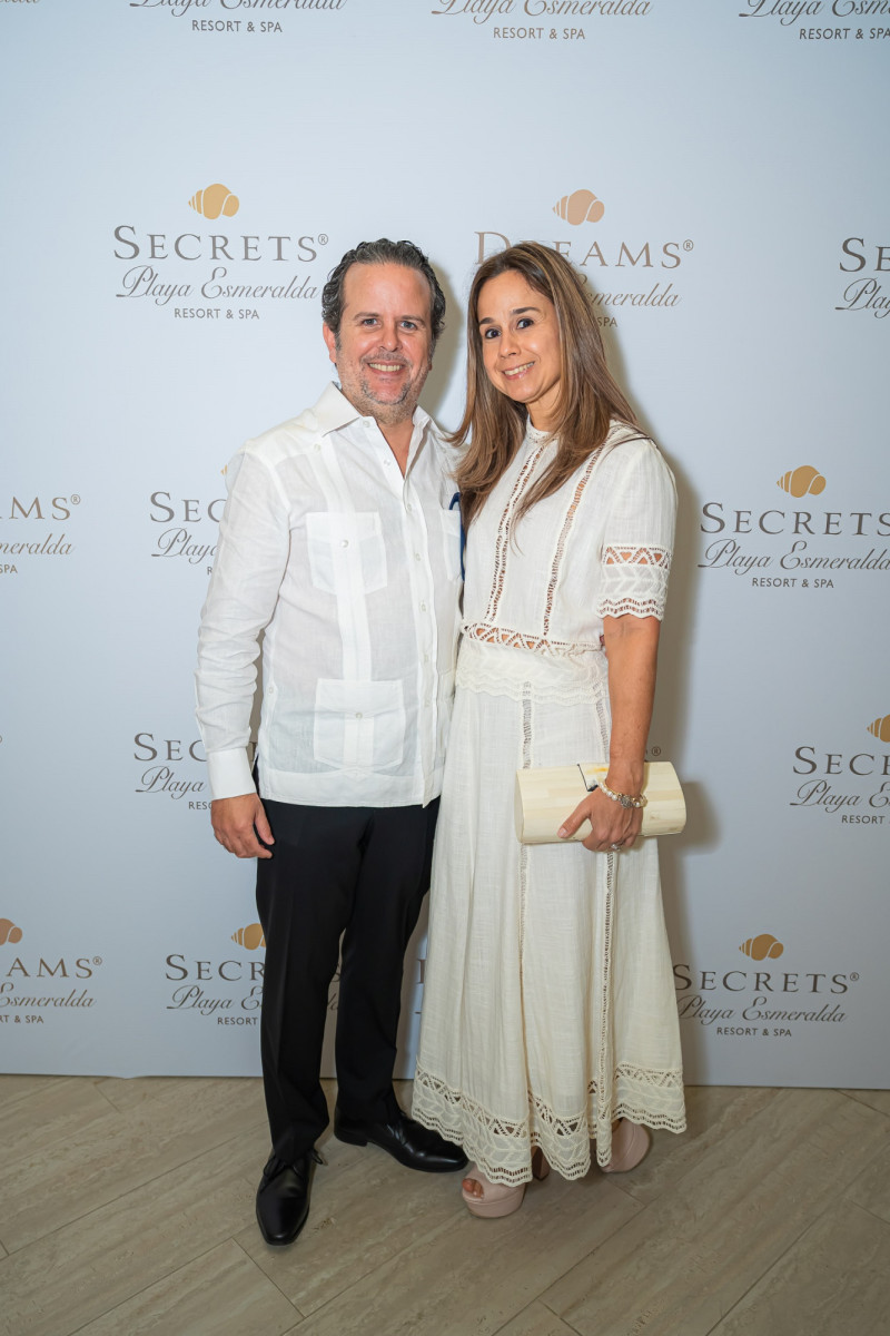 Eduardo Gutieěrrez y Diana Suaěrez