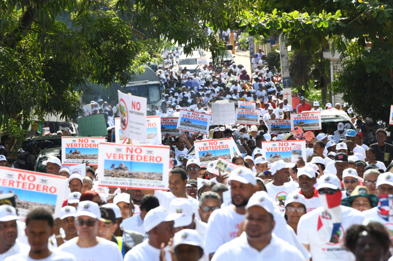 Los comunitarios del sector La Cuaba advirtieron que retomarán las protestas en el 2026.
