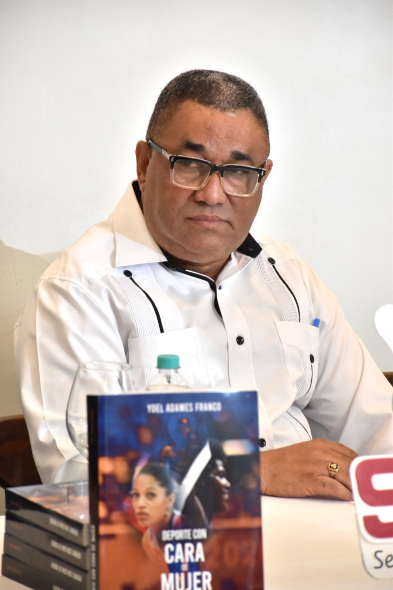 El veterano cronista y escritor Yoel Adames Franco recibió un gran respaldo de sus colegas de la prensa.