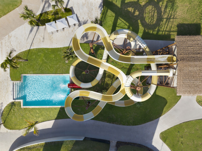 Uno de los parques acuáticos disponibles en el hotel