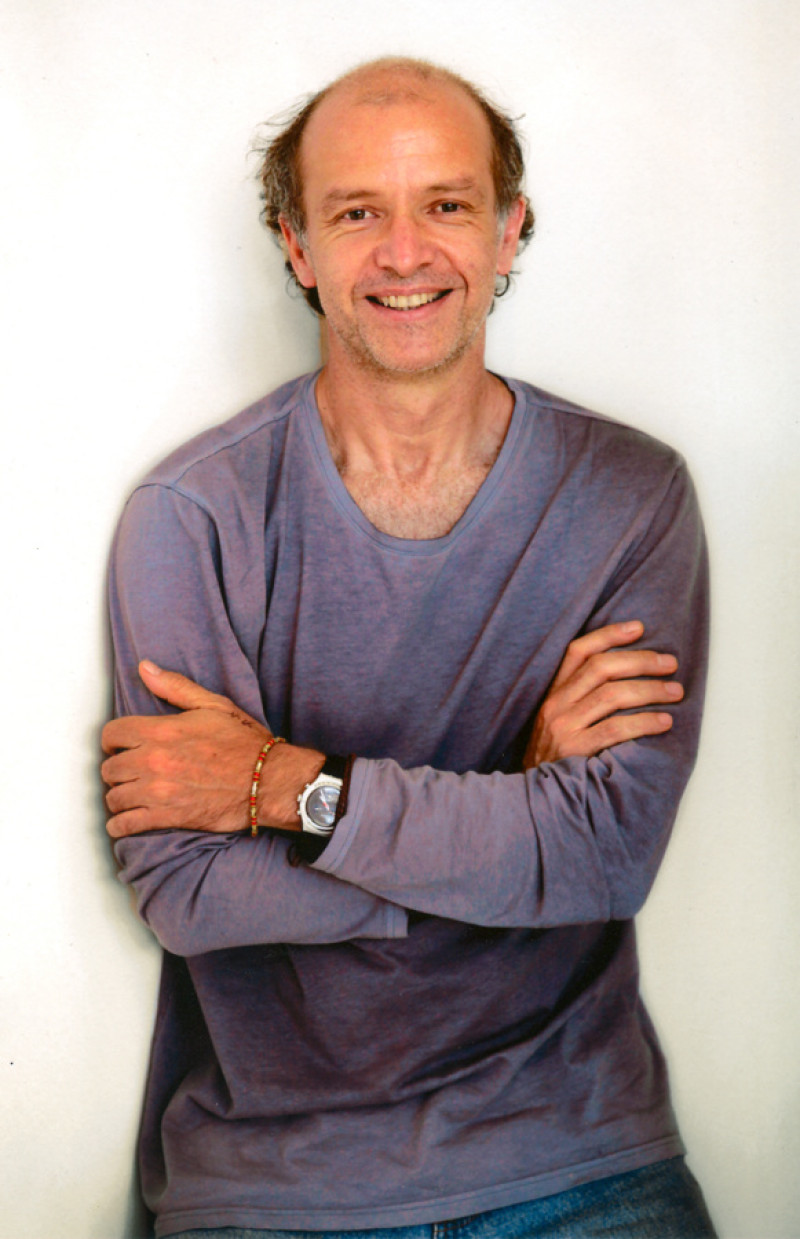 Juan Carlos Rulfo, posando en Ciudad de México.