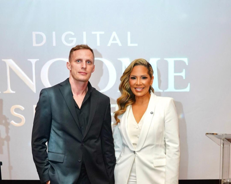 Adam Beier y Jainmy Martínez.