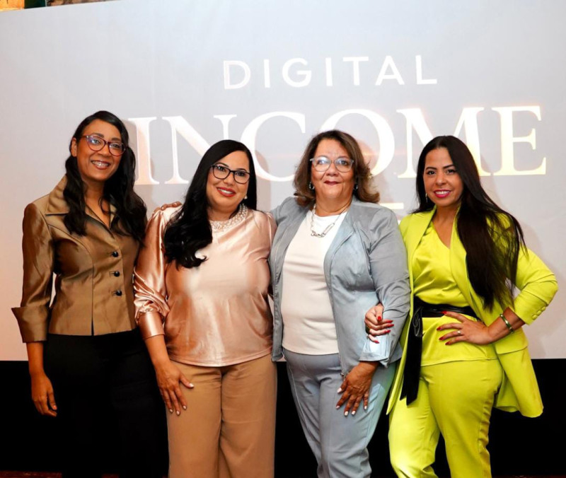 Milagros Rodríguez, Yudelka Grullón, Virginia Aguello y Solange García.