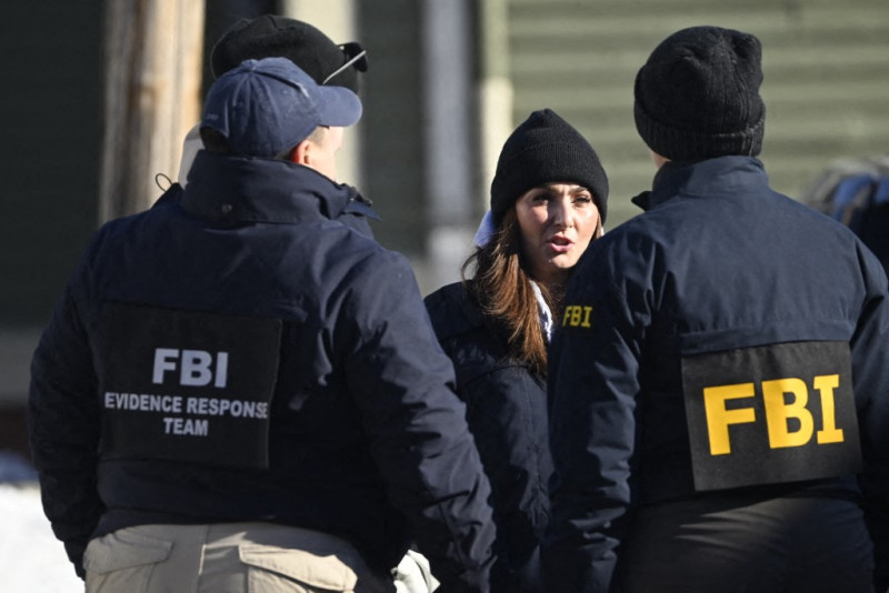Agentes del FBI.