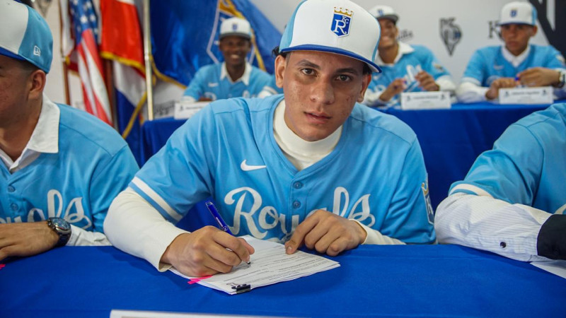 Angeibel Gómez fue la principal firma para los Reales de Kansas City.