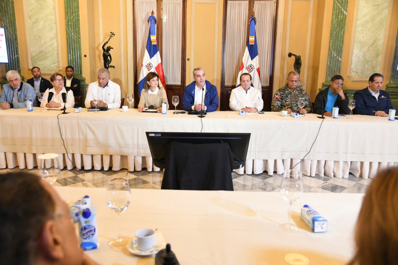 El presidente Luis Abinader declaró emergencia nacional, el 31 de octubre de 2025, para la mitigación de daños causados por la tormenta Melissa en el país.