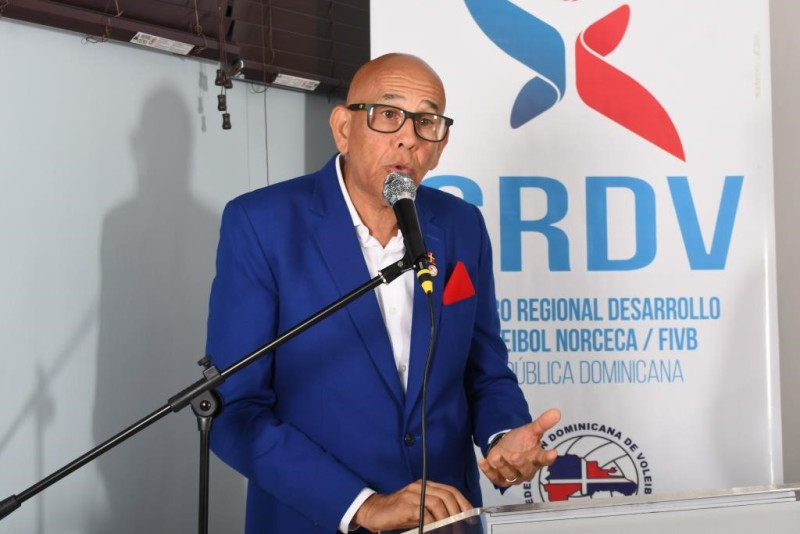Profesor Nelson Ramírez, presidente del Centro Regional Para el Desarrollo del Voleibol.