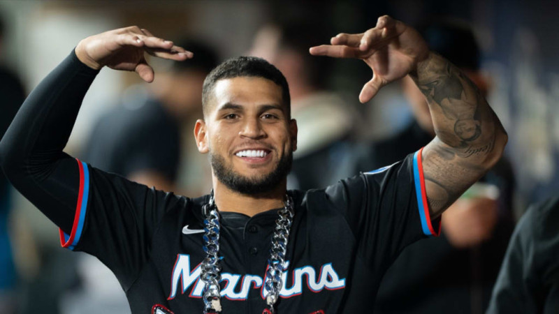 Agustín Ramírez tras ser subido por los Marlins no hubo forma de descender a las Menores, hoy es pieza fundamental en el club.