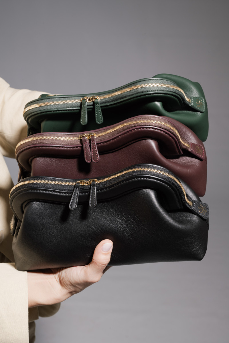 Triunfan los bolsos pensados para el día y también para eventos. Foto cedida por Baco Mantó.