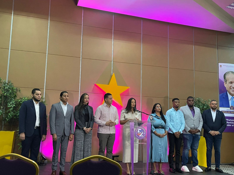 secretaría de la Juventud del PLD, durante una rueda de prensa.