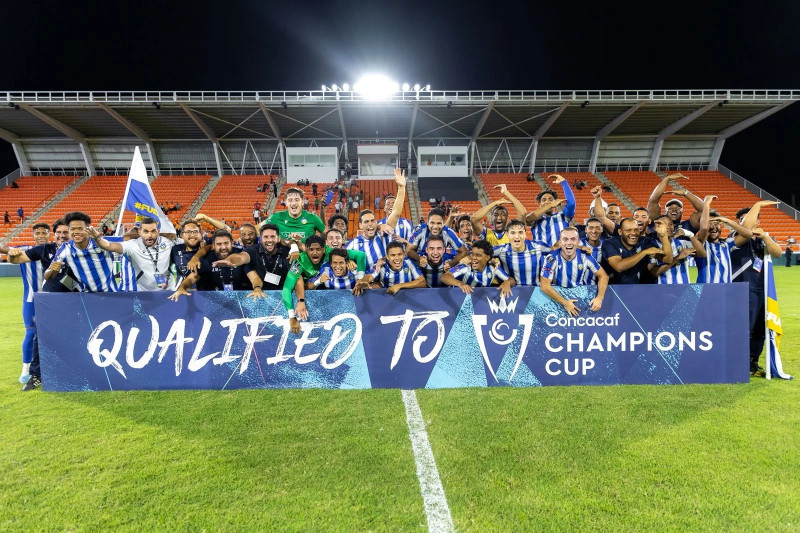 Integrantes del equipo de la O&M que participará en la Liga de Campeones de la Concacaf.