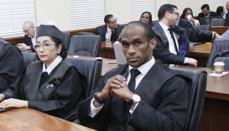 Abogados de Donald Guerrero.