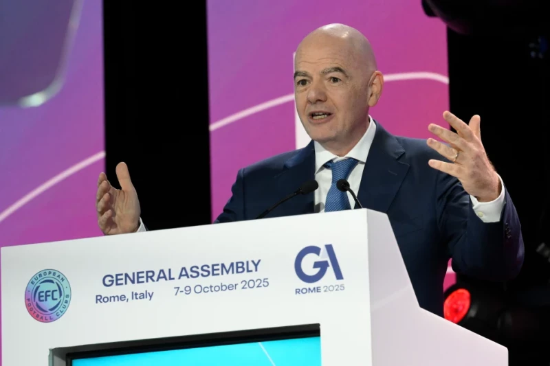Gianni Infantino, presidente de la FIFA, habla durante la asamblea general de los clubes europeos, el 9 de octubre del 2025.