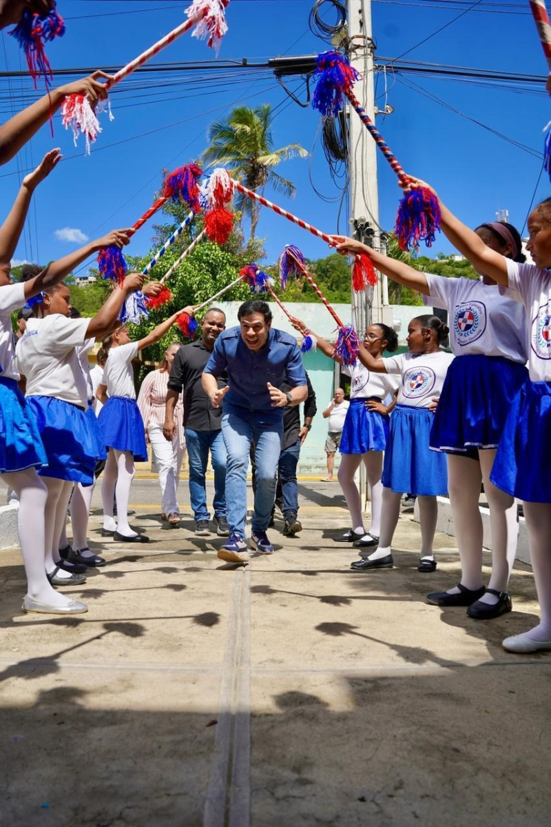 Uno de los capítulos más visibles de la gestión de Roberto Ángel Salcedo lo constituyeron programas como Calle Cultura y Tardes de Parque.