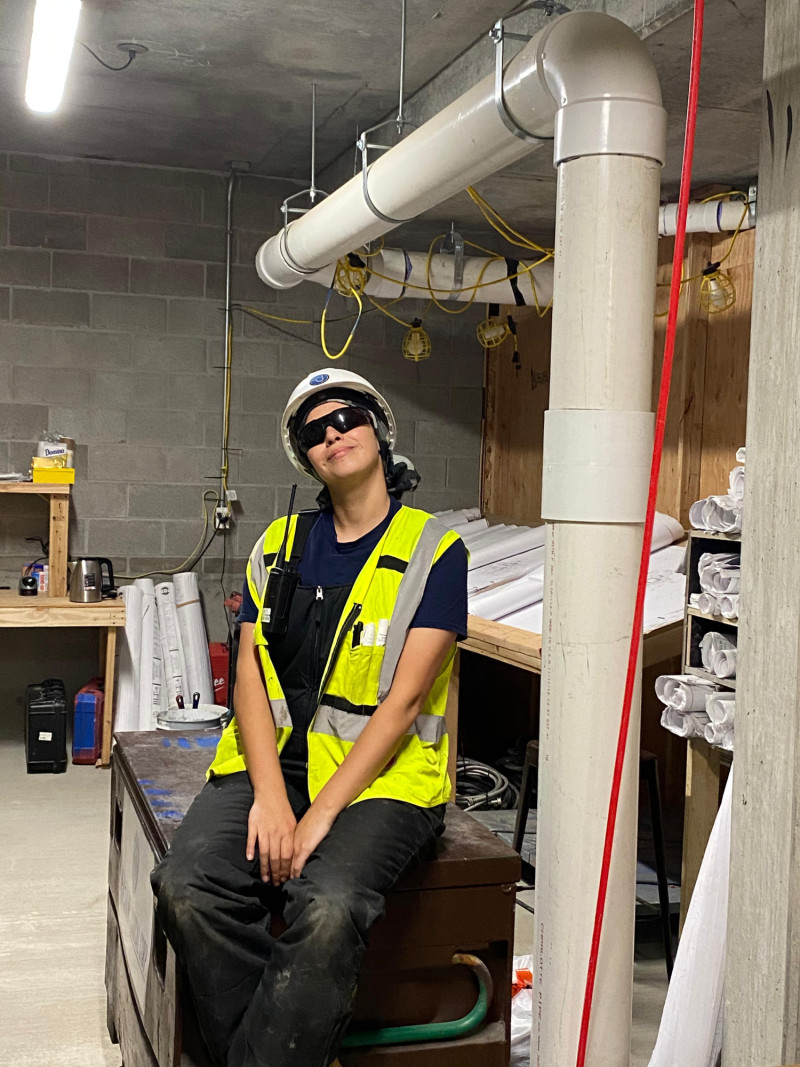 July quiere construir su propia empresa