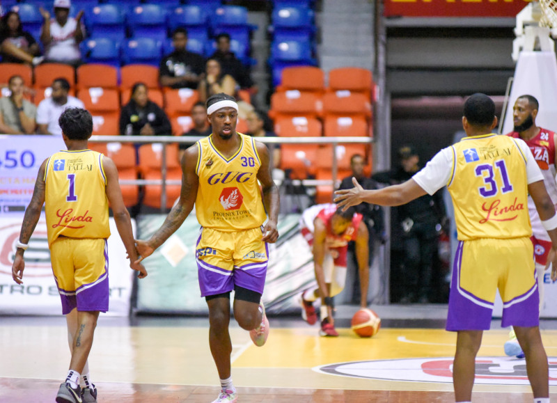 Kam’Ron Blue fue el máximo anotador del encuentro con 32 unidades.