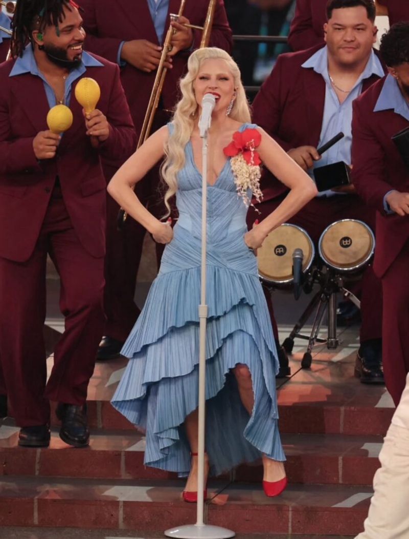 Lady Gaga, moda con mensaje: el look de Luar en el Super Bowl 2026 que rindió homenaje a Puerto Rico