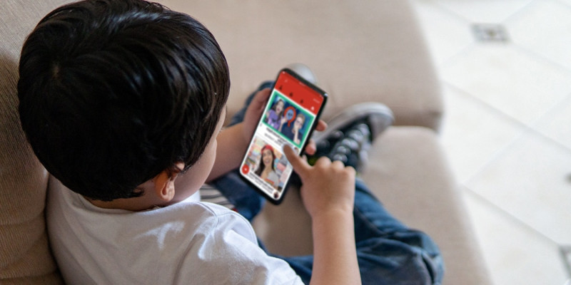 El gremio de profesores plantea que se restrinja el uso de las redes sociales en los dispositivos utilizados por menores de 16 años durante el horario escolar.