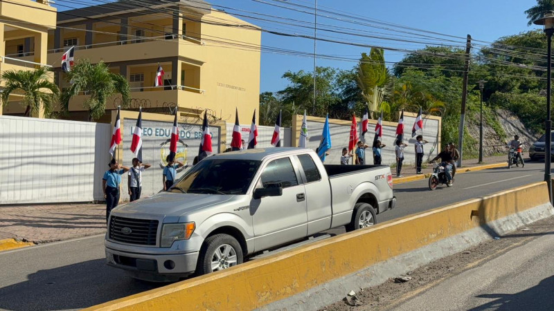 Segunda marcha-caravana, en protesta ante las supuestas intenciones del Estado dominicano de la explotación minera en la cordillera septentrional.