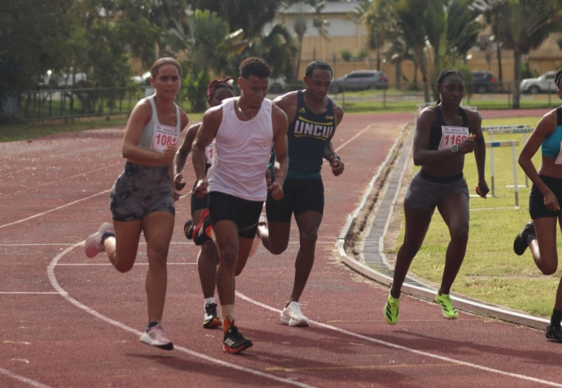 Atletas en plena competencias en justas anteriores.