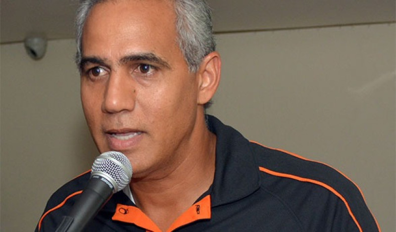 Stanley Javier fue el gerente de RD para los Clásicos 2006 y 2009.