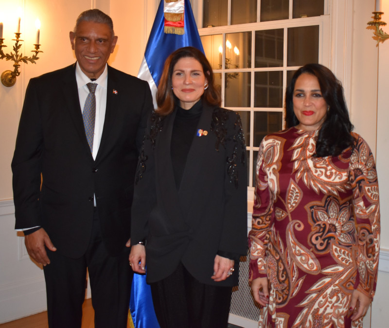 Jesús “Chu” Vásquez, María Isabel Castillo Báez y Celinés Toribio.