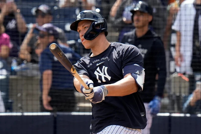 Aaron Judge durante una práctica de bateo de los Yankees, el 16 de febrero de 2026, en Tampa, Florida.