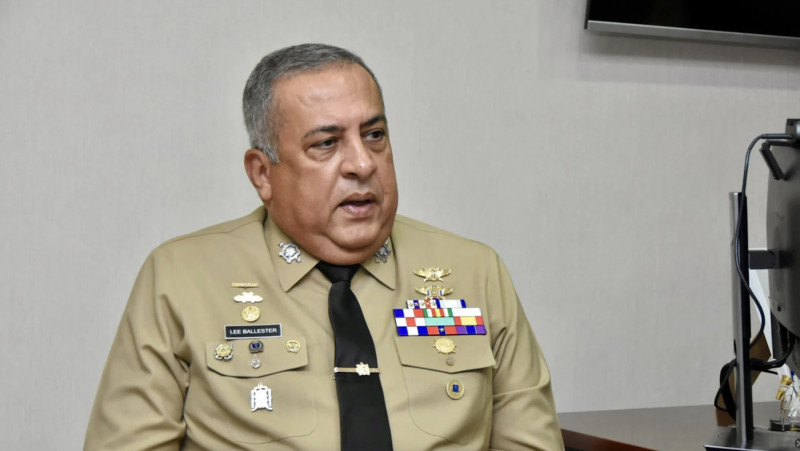 Vicealmirante Luis Rafael Lee Ballester, director de Migración.