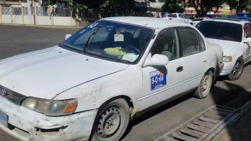 El conflicto ha causado pleitos entre choferes.