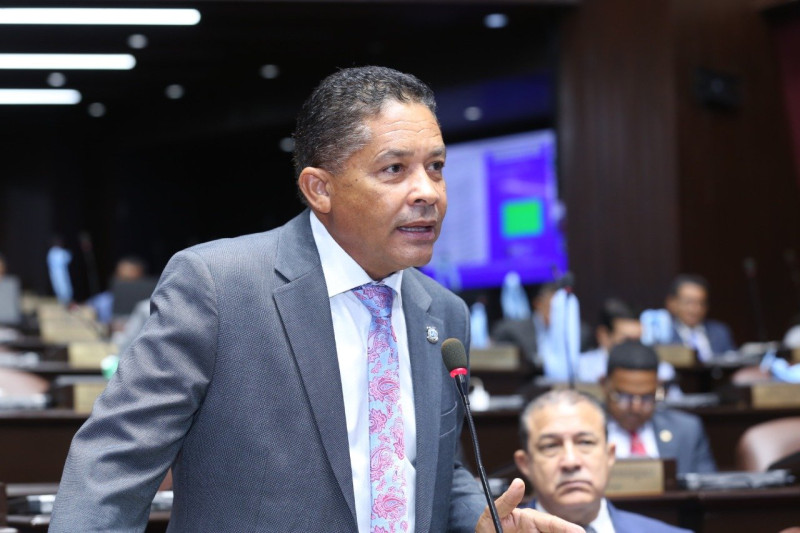 Eugenio Cedeño, diputado por La Romana