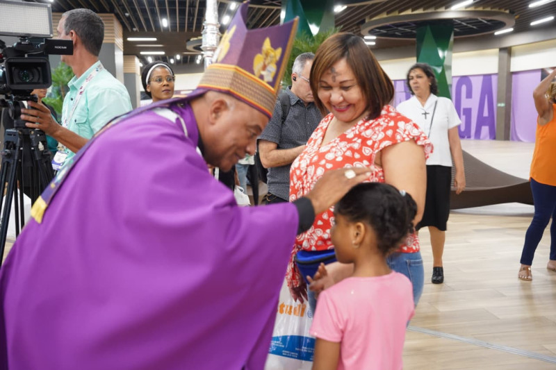 El Obispo de la Diócesis Stella Maris, Manuel Antonio Ruiz.