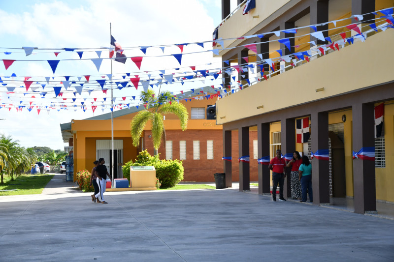 CODIA someterá la licitación y sorteo de 490 centros educativos en el territorio nacional para trabajos de mantenimiento correctivo. 19 de febrero de 2026.