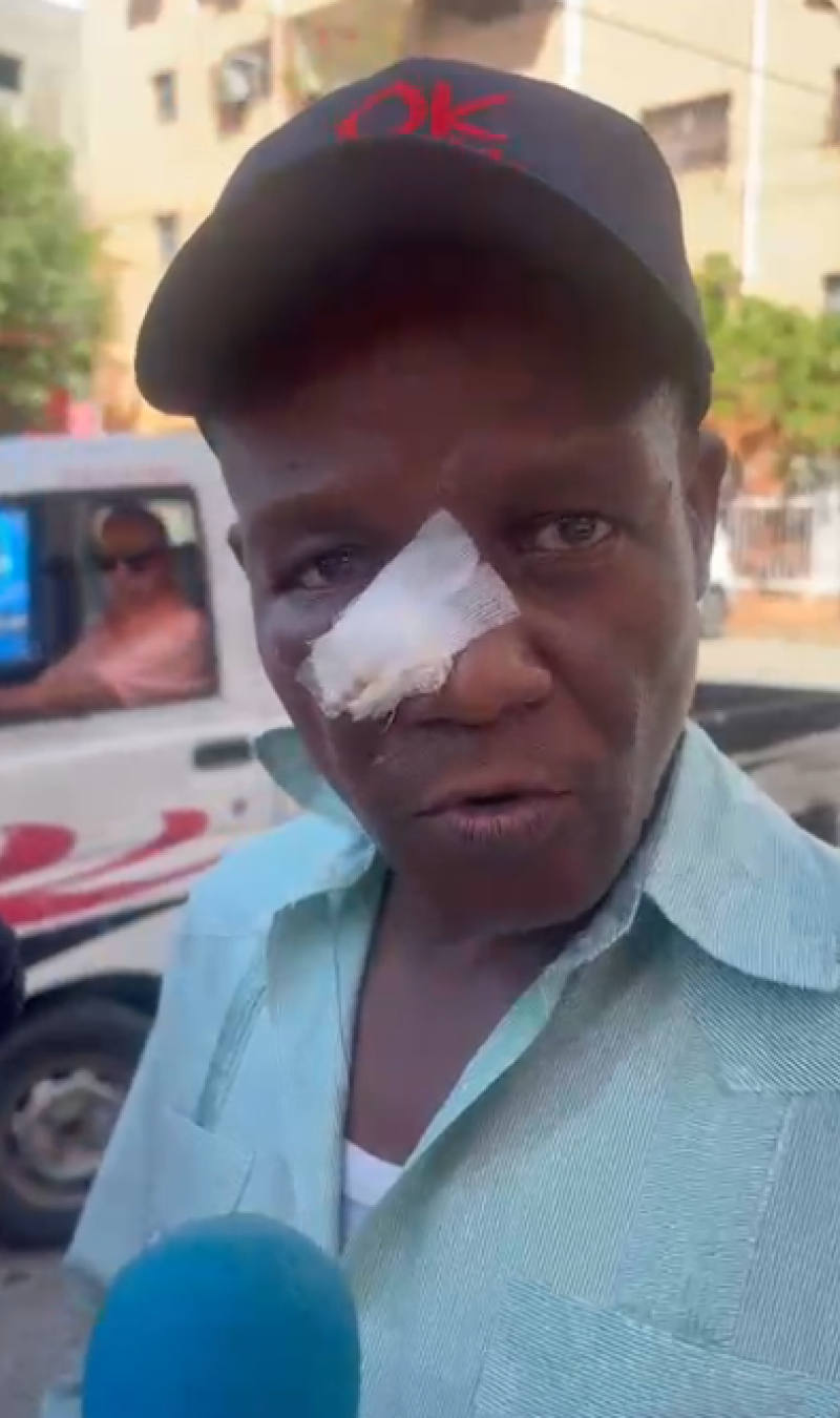 Profesor de Lenguas Modernas del Centro Educativo Juan Pablo Duarte, Naony Anderson Solano.