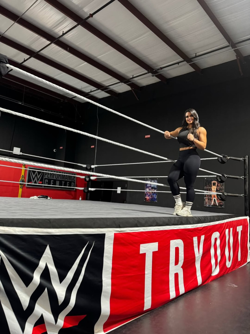 Nikki Blackheart durante su cuarto día de su tryout en WWE