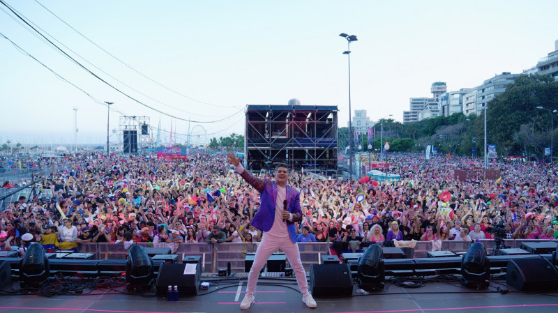 Eddy Herrera durante su presentación en el Carnaval de Santa Cruz de Tenerife.