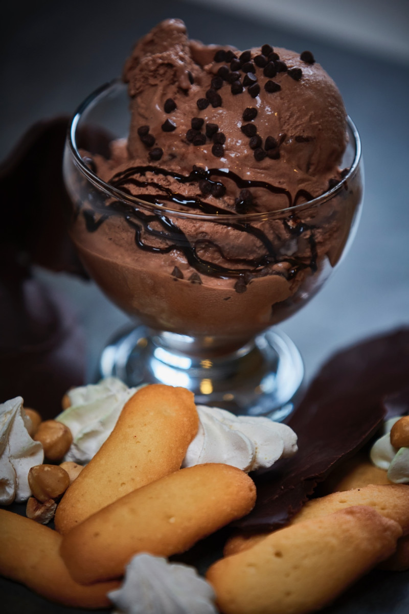 Los sabores disponibles son chocolate, limón, avellana, pistacho, almendra, café y maní