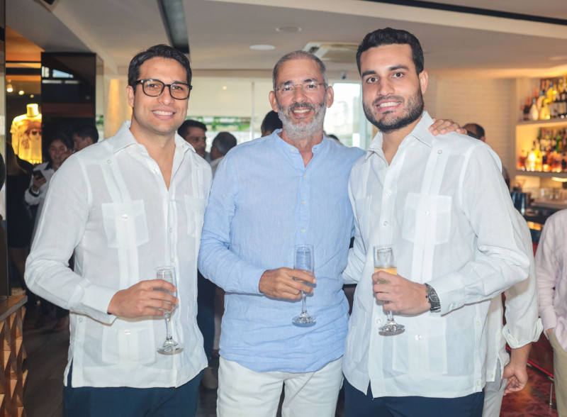 Luis Francis Villegas, José Daniel Romero y Jesús Francis