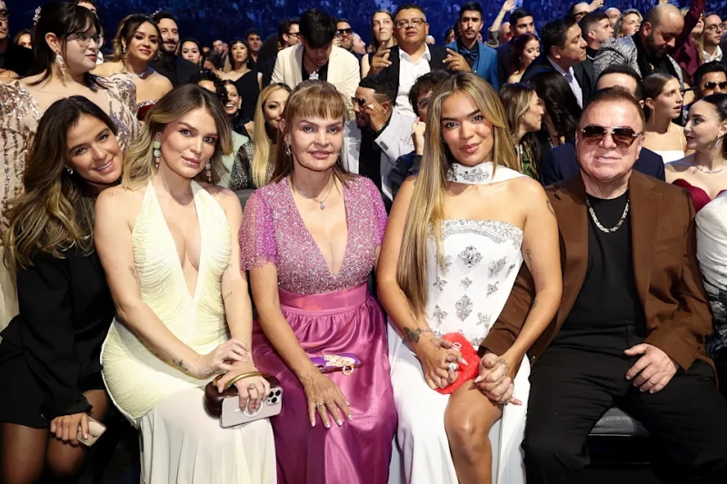 Familia de Karol G